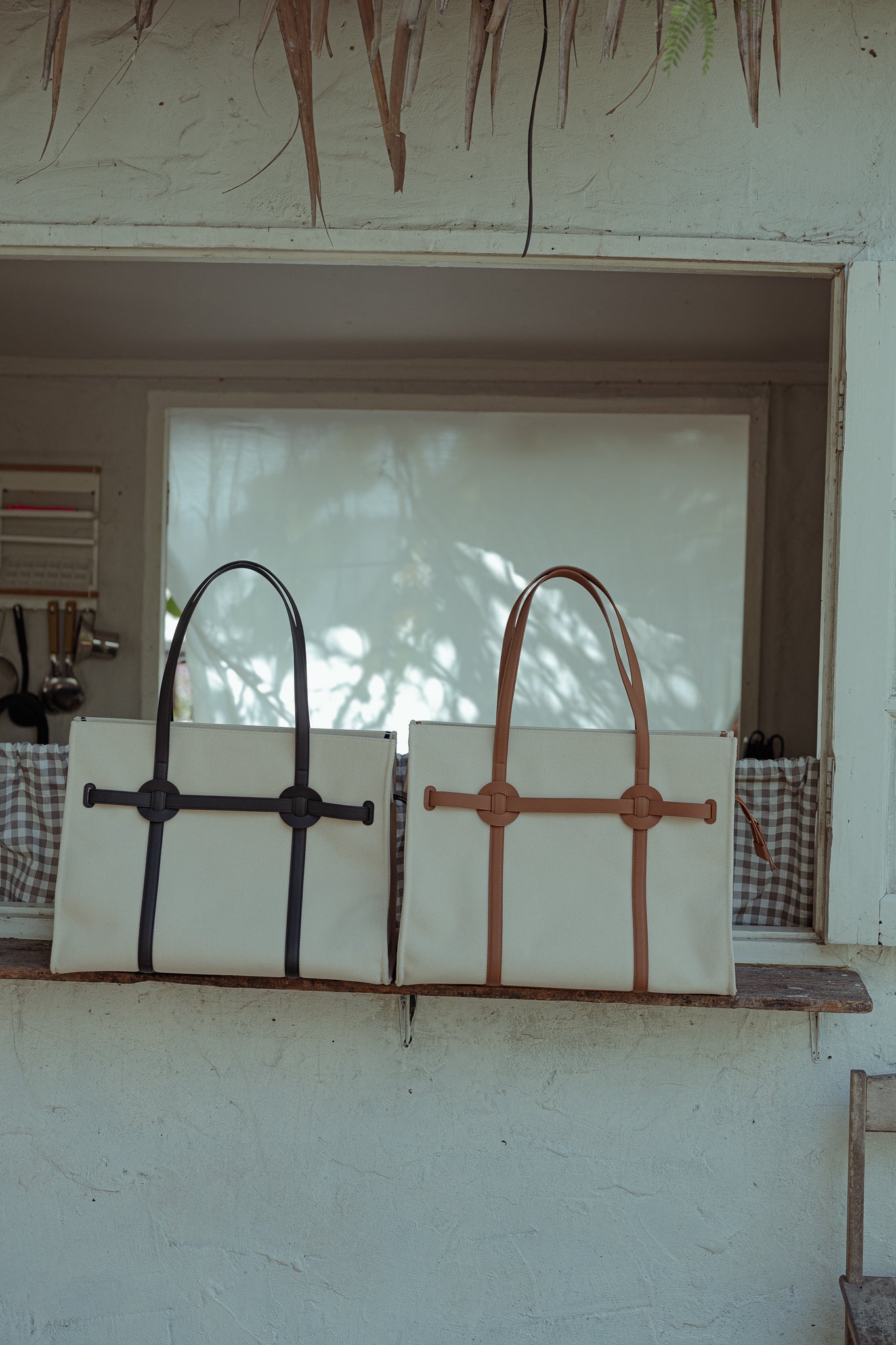 LOFTLY CANVAS DONUT TOTE