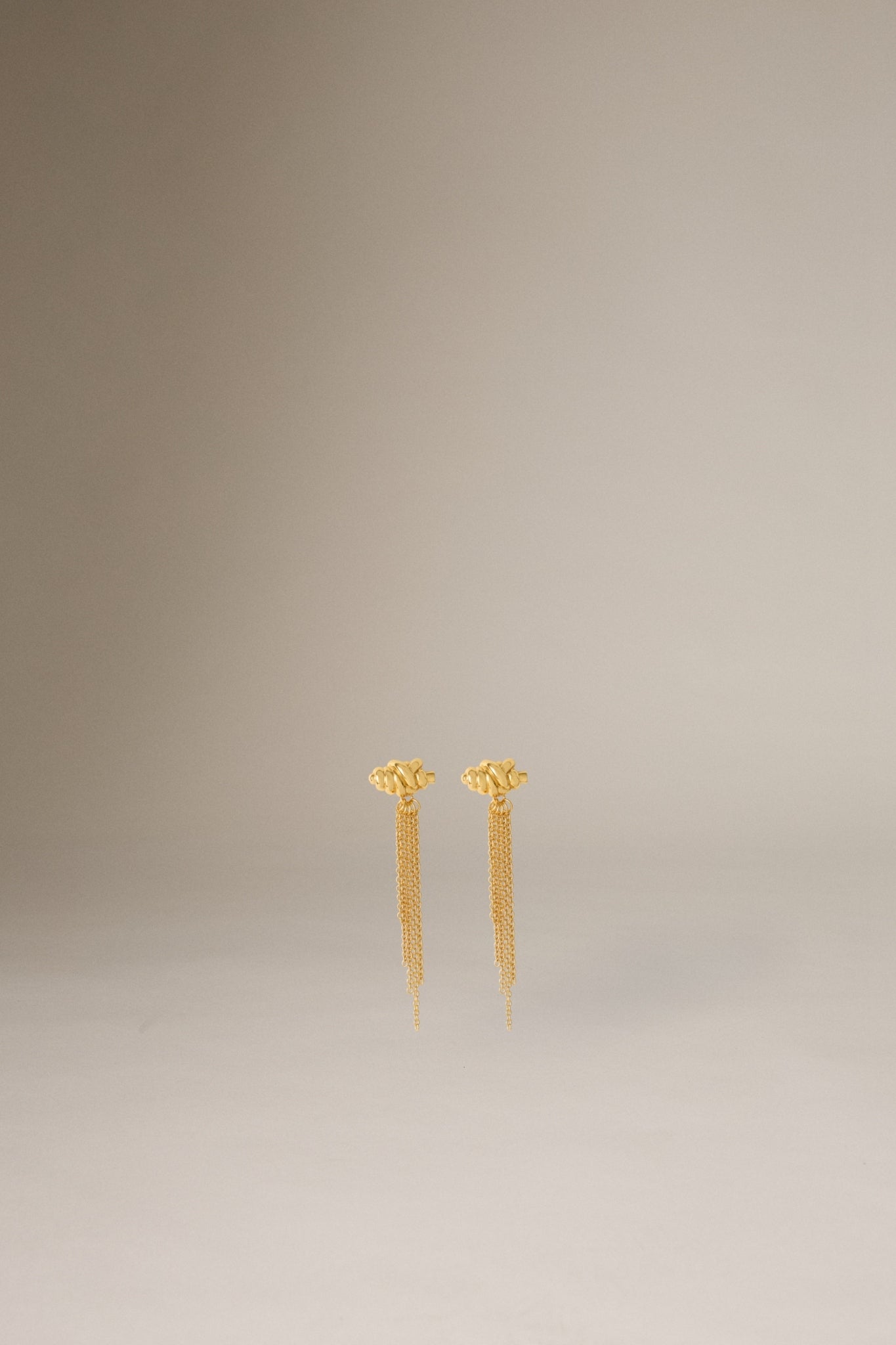 SHELLY EARRINGS