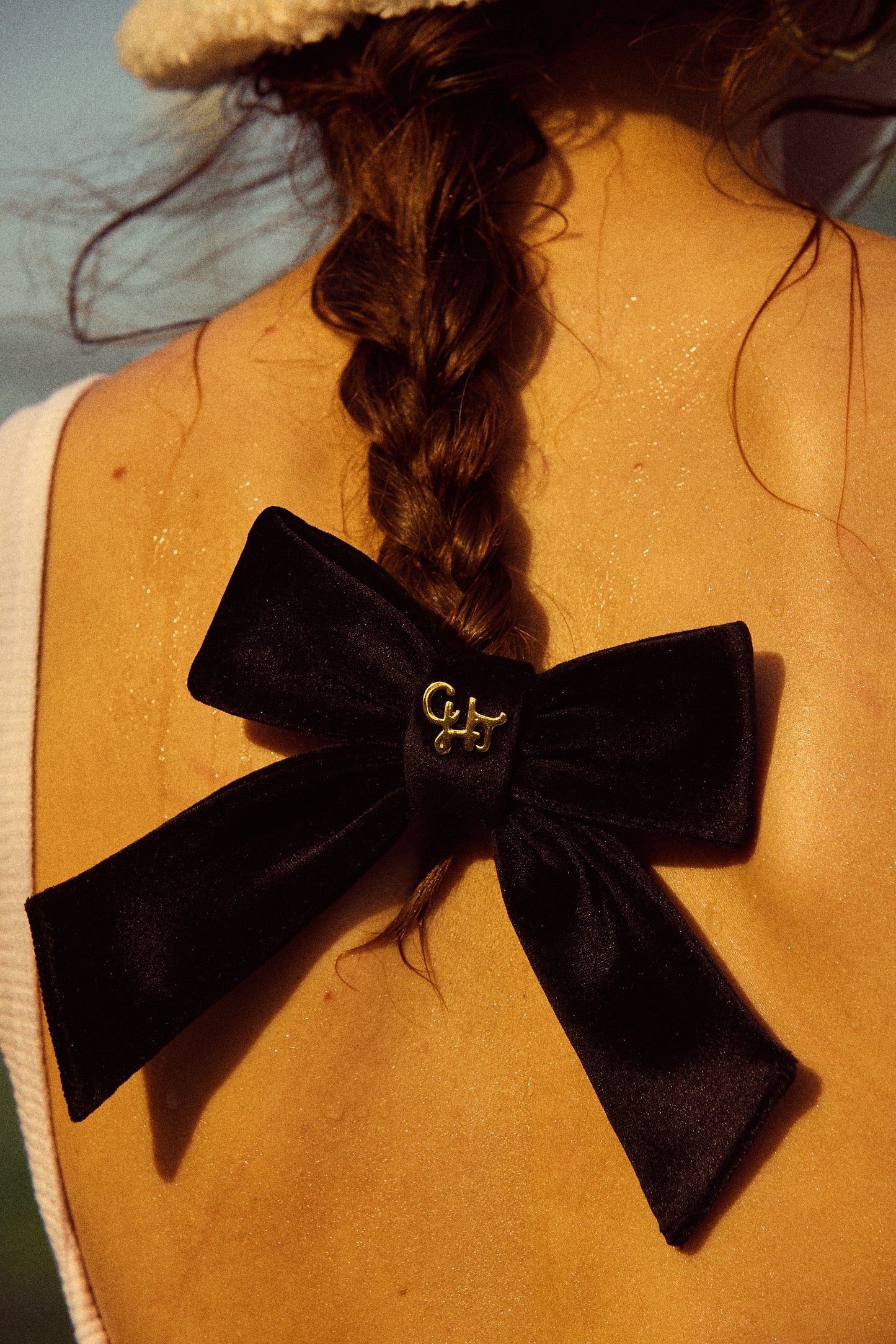 VELVET CHATO BOW HAIR TIE