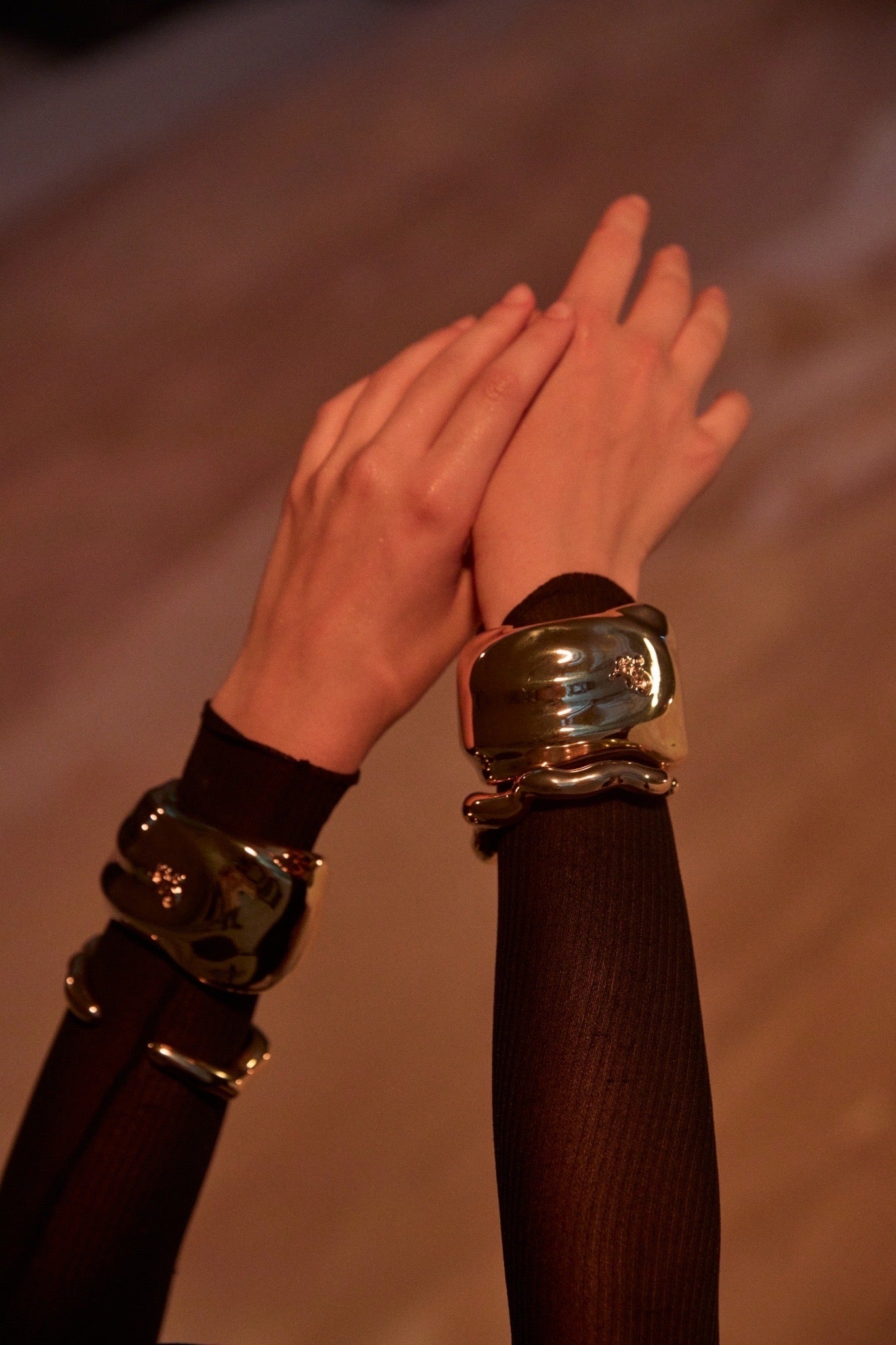 DANCING CUFF